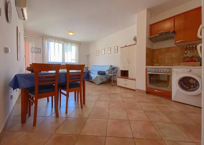 Vesna S 3* Novigrad Istria