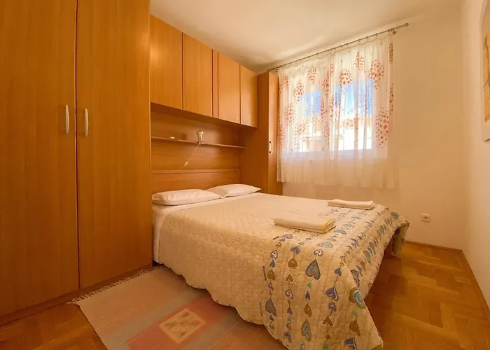 Gostinjska kuća Vesna S 3*